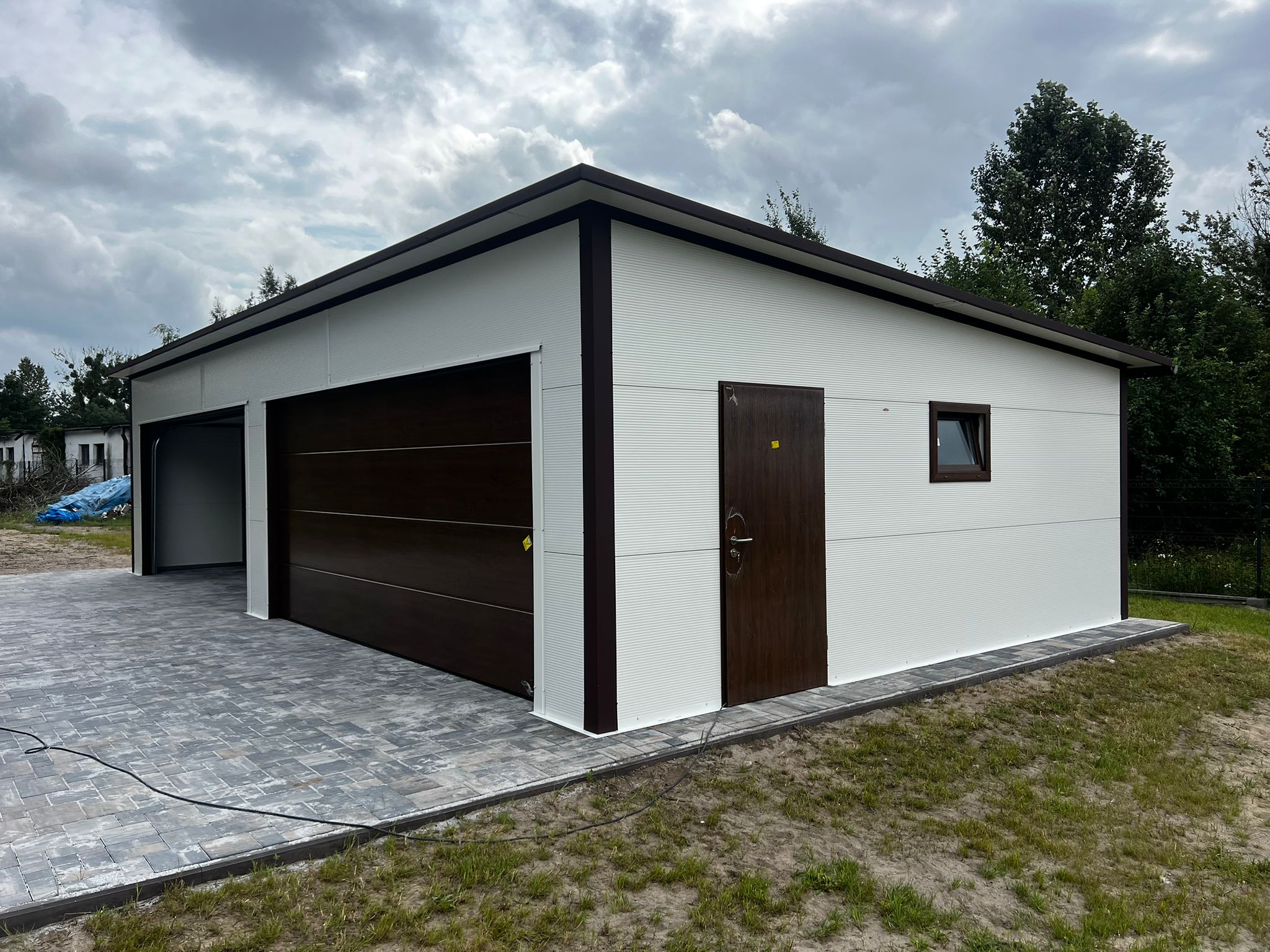 WhatsApp Image 2025-11-06 at 14.21.58 (1)