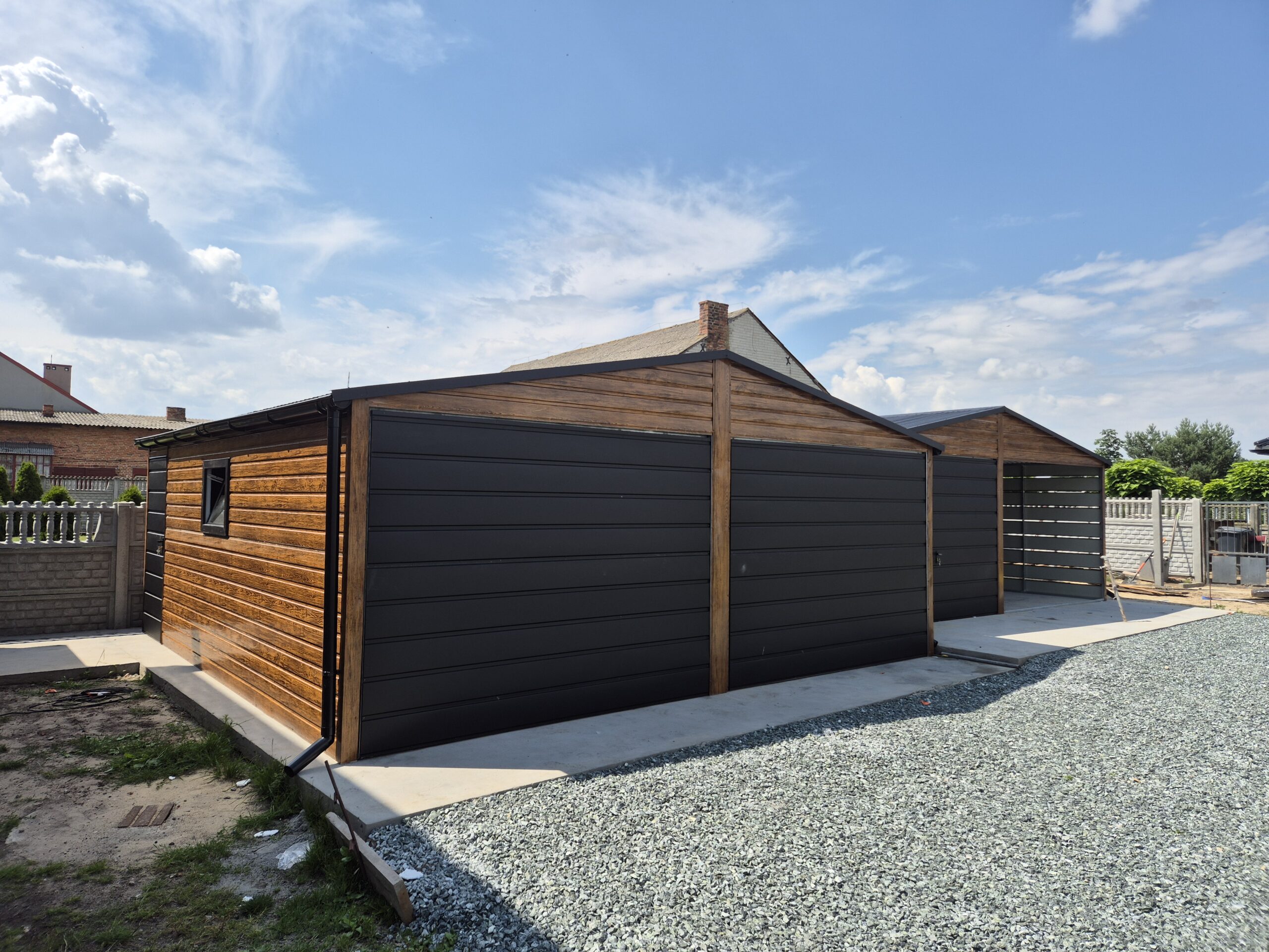 2x Garaż drewnopodobny